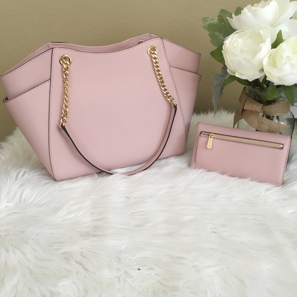 Last set✨Michael Kors Large chain tote bag &wallet - Picture 5 of 8